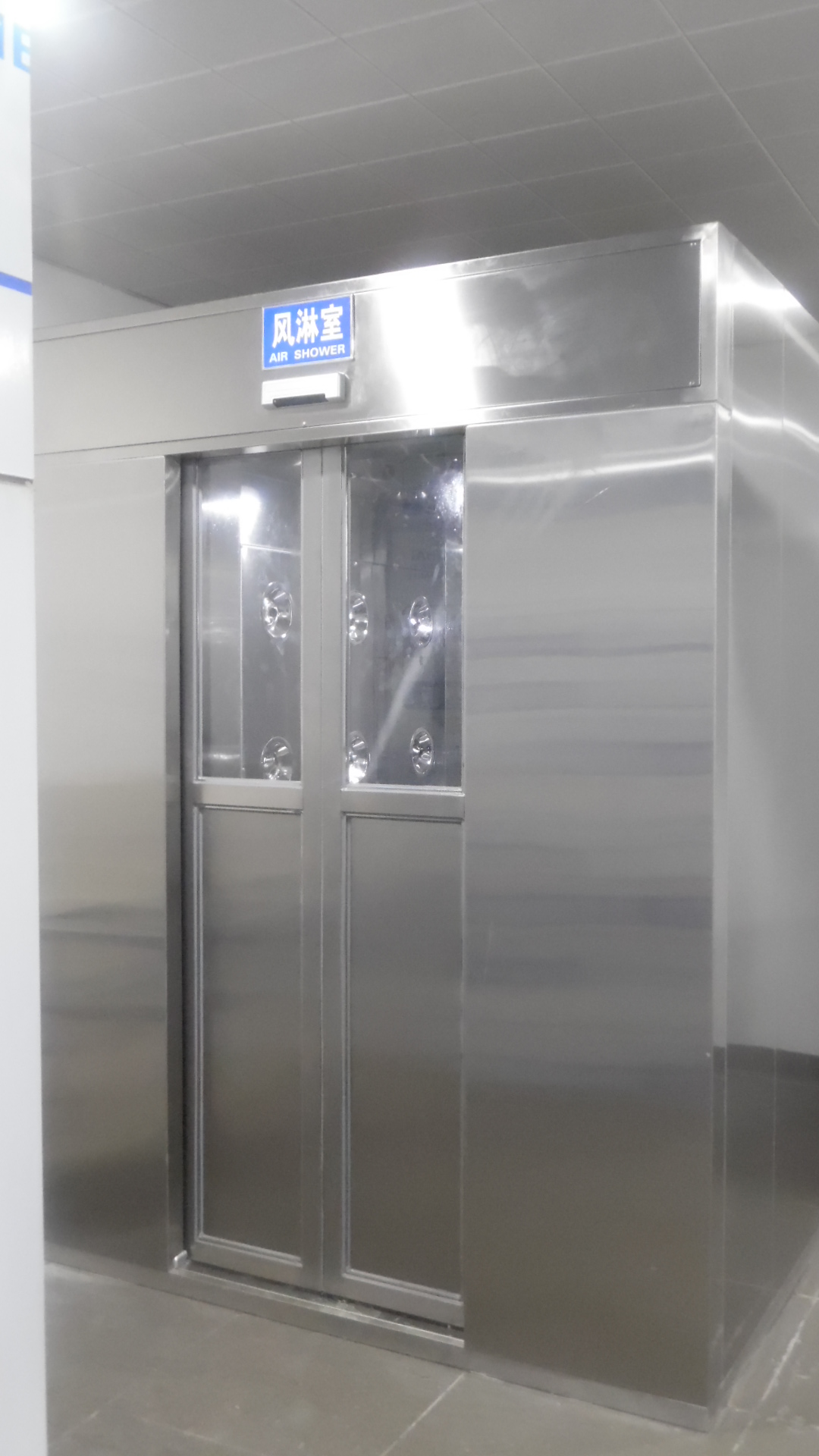 【平涼風淋室價格】怎么進行風淋室的維護及保養-有哪些事項需要注意？